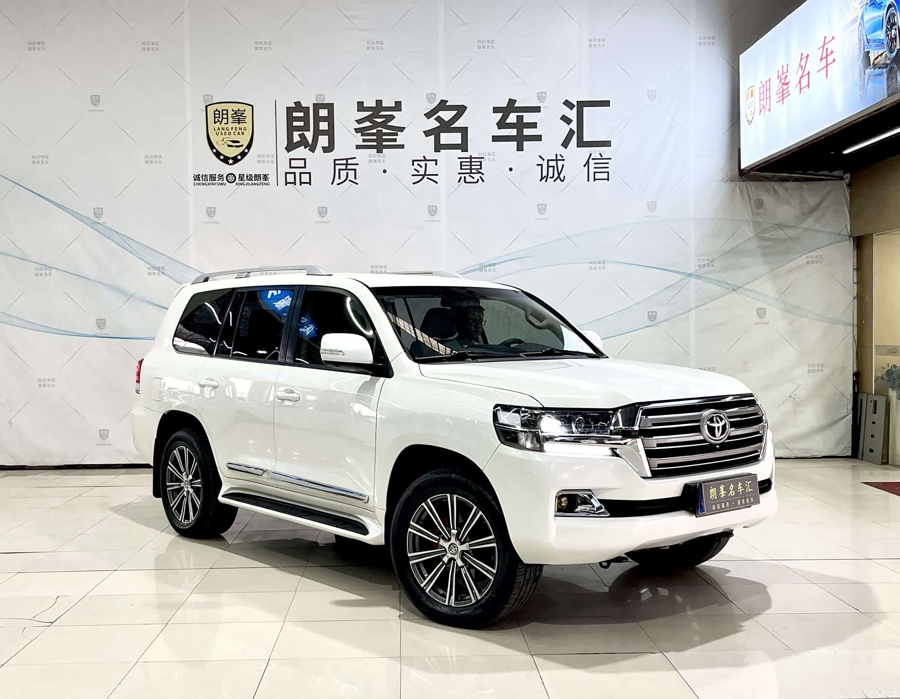 Toyota Land Cruiser, 2018 3
