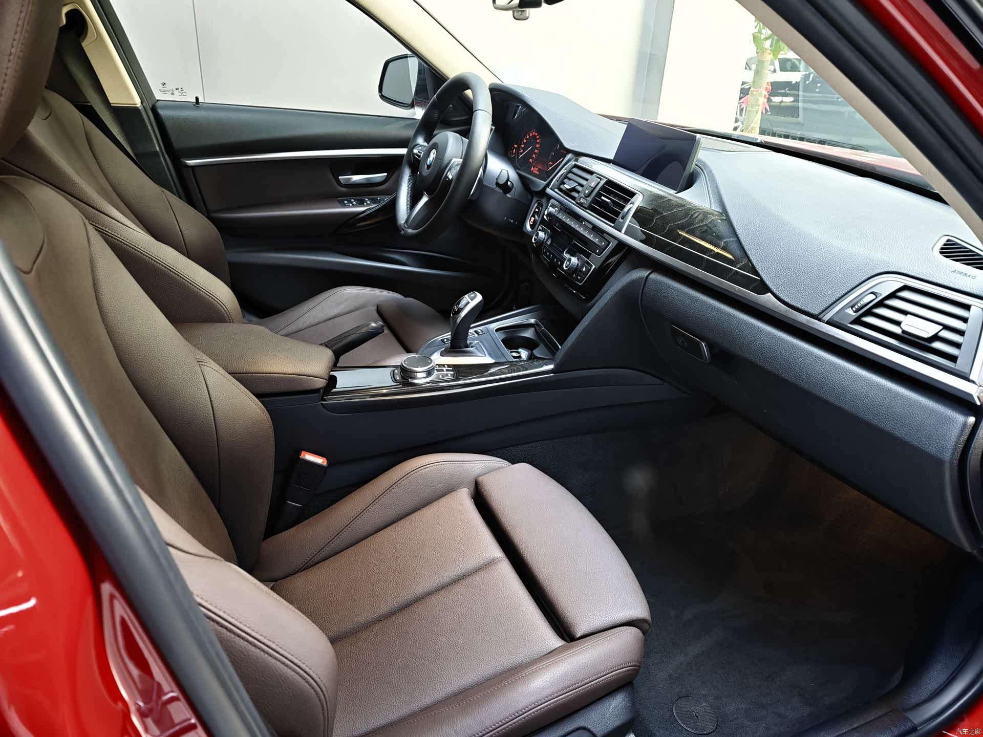BMW 3 Series, 2018 19
