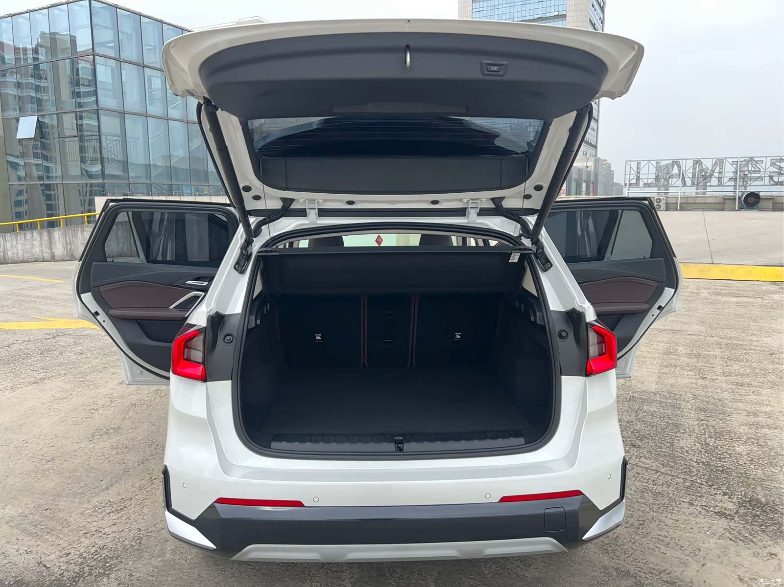BMW X1, 2023 9