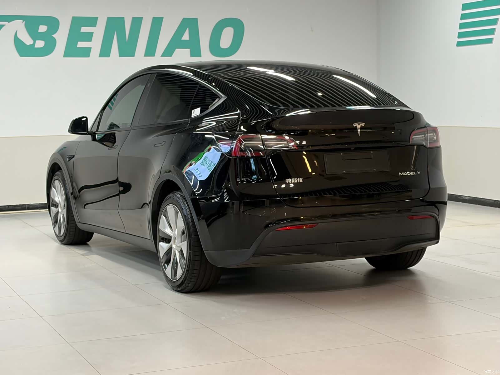Tesla Model Y, 2021 4