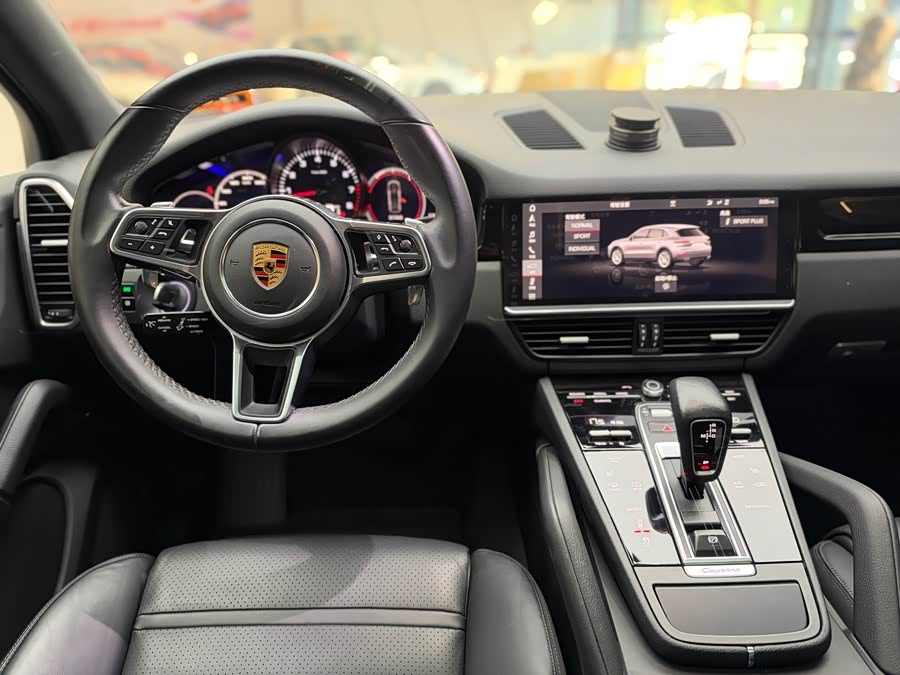Porsche Cayenne 2018, фото 5