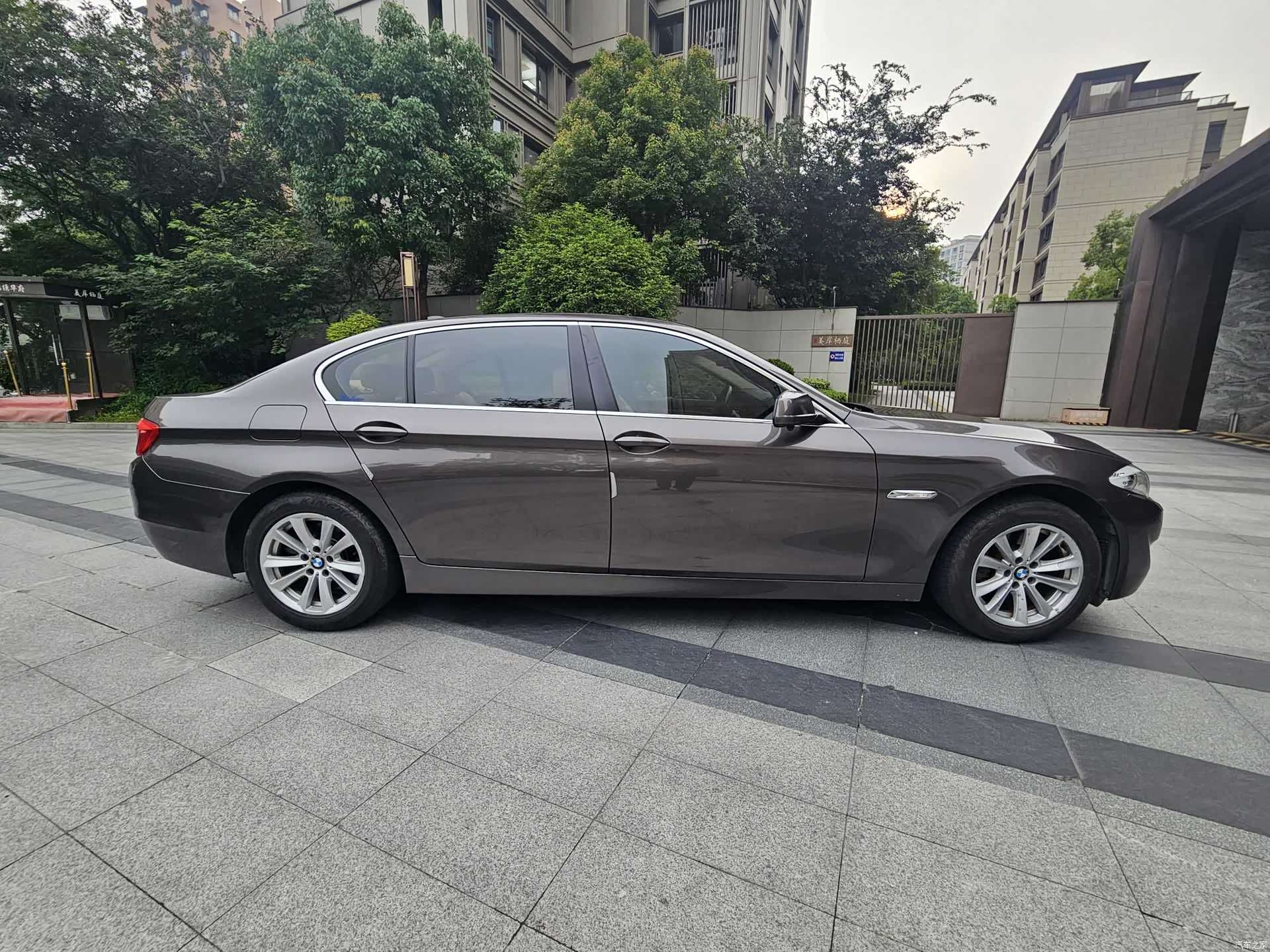 BMW 5 Series, 2013 8