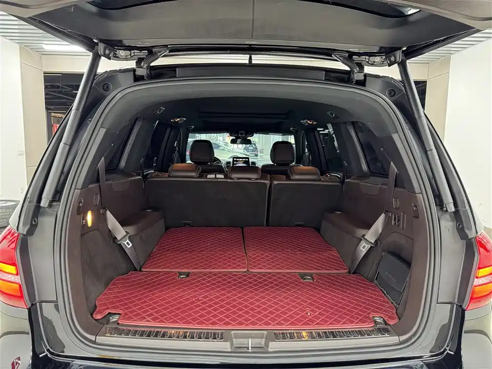 Mercedes-Benz GLS Mercedes-Benz GLS