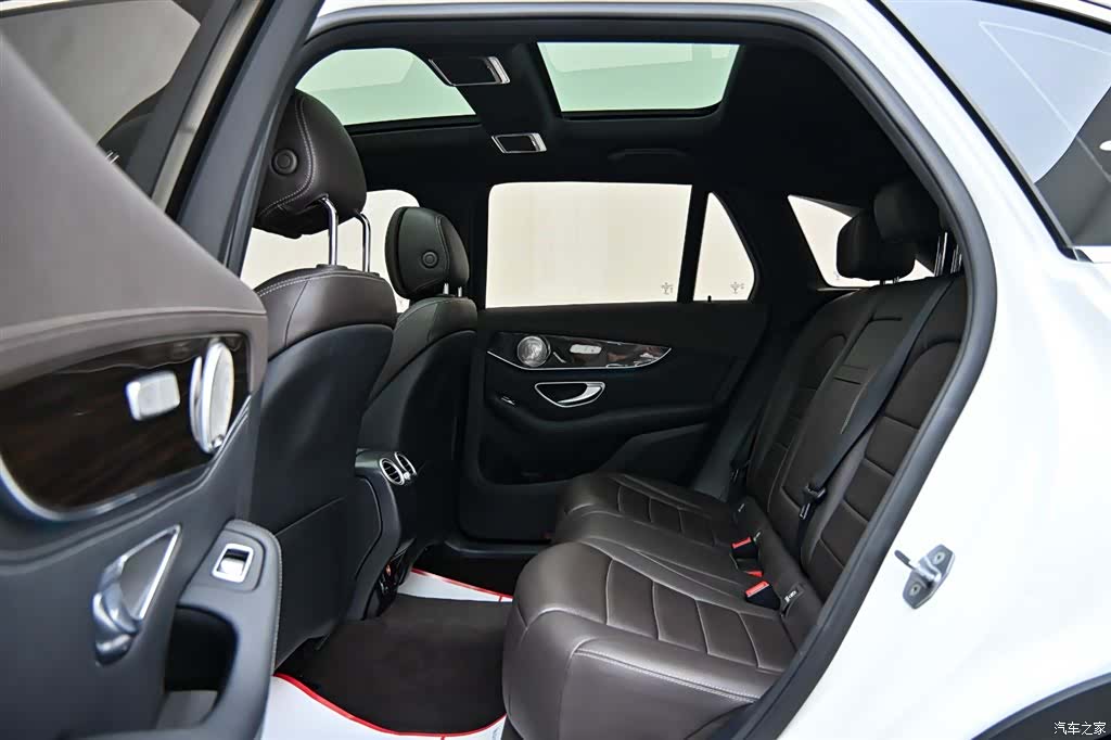 Mercedes-Benz GLC, 2019 12