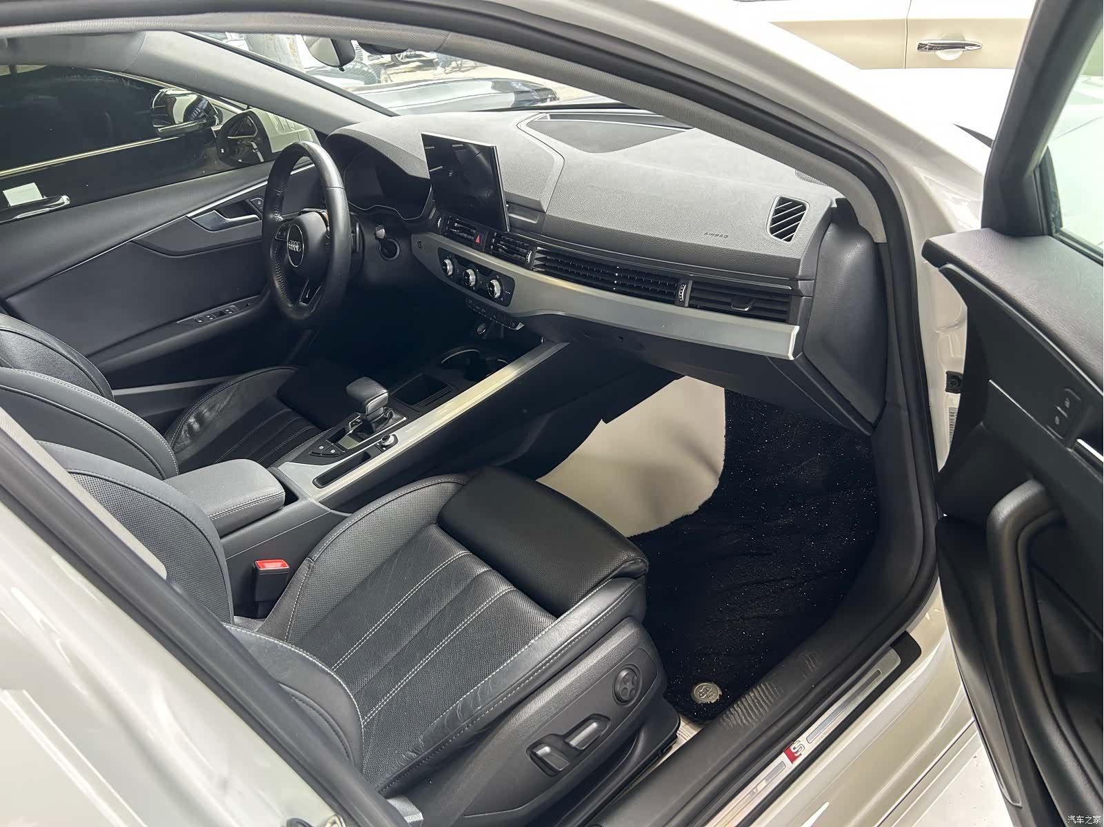 Audi A4L, 2023 7