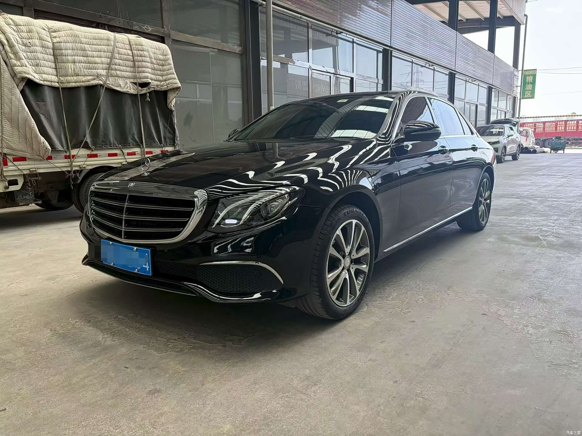 Mercedes-Benz E-Class, 2017 1