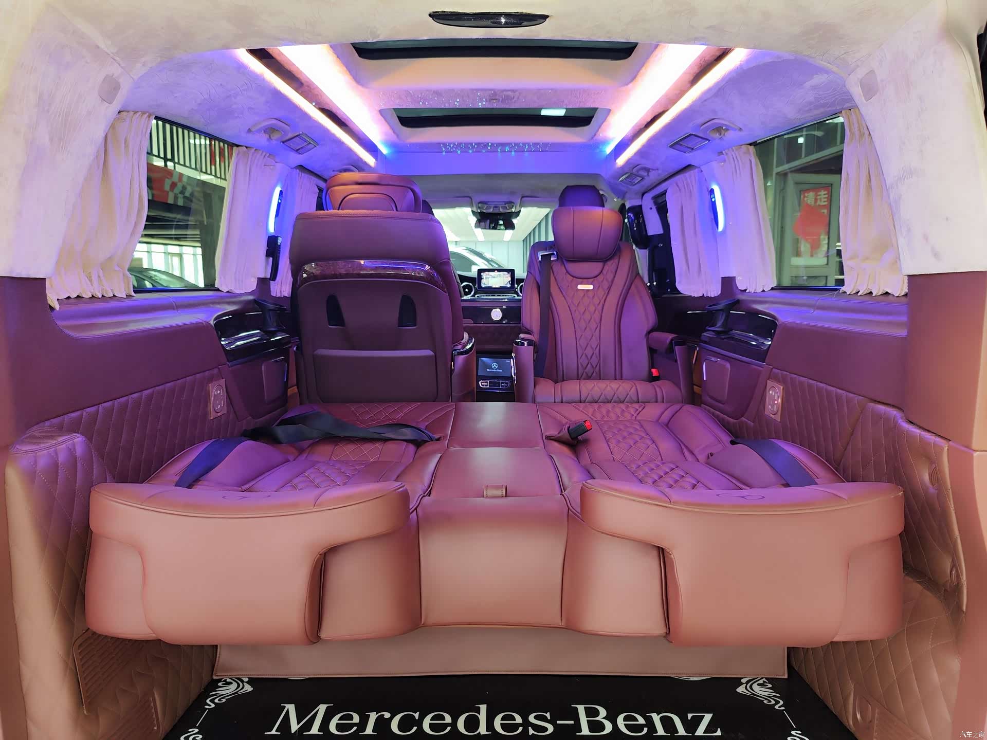 Mercedes-Benz V-Class, 2020 14