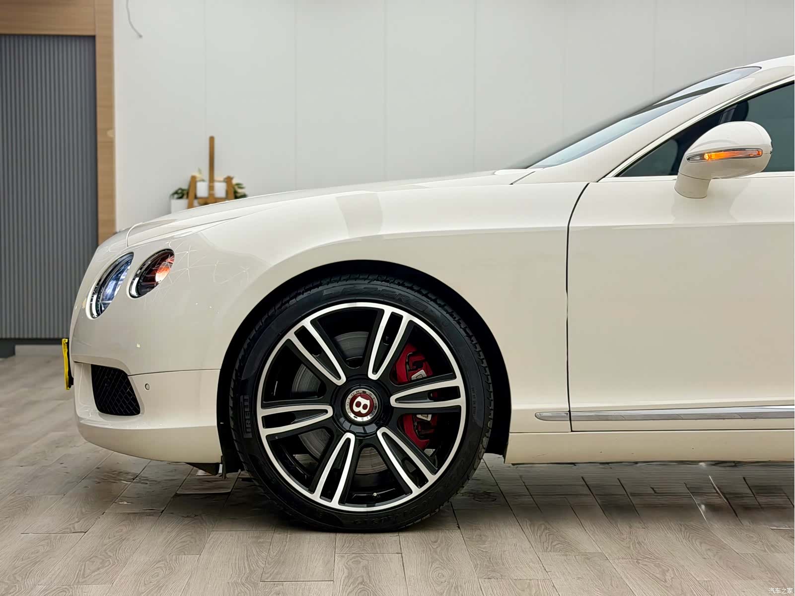 Bentley Continental GT, 2014 все фото
