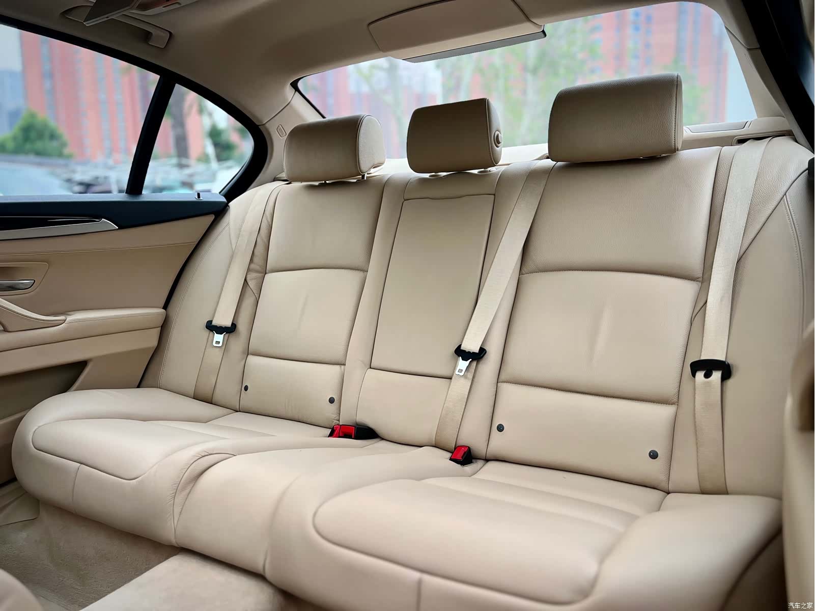 BMW 5 Series, 2012 35