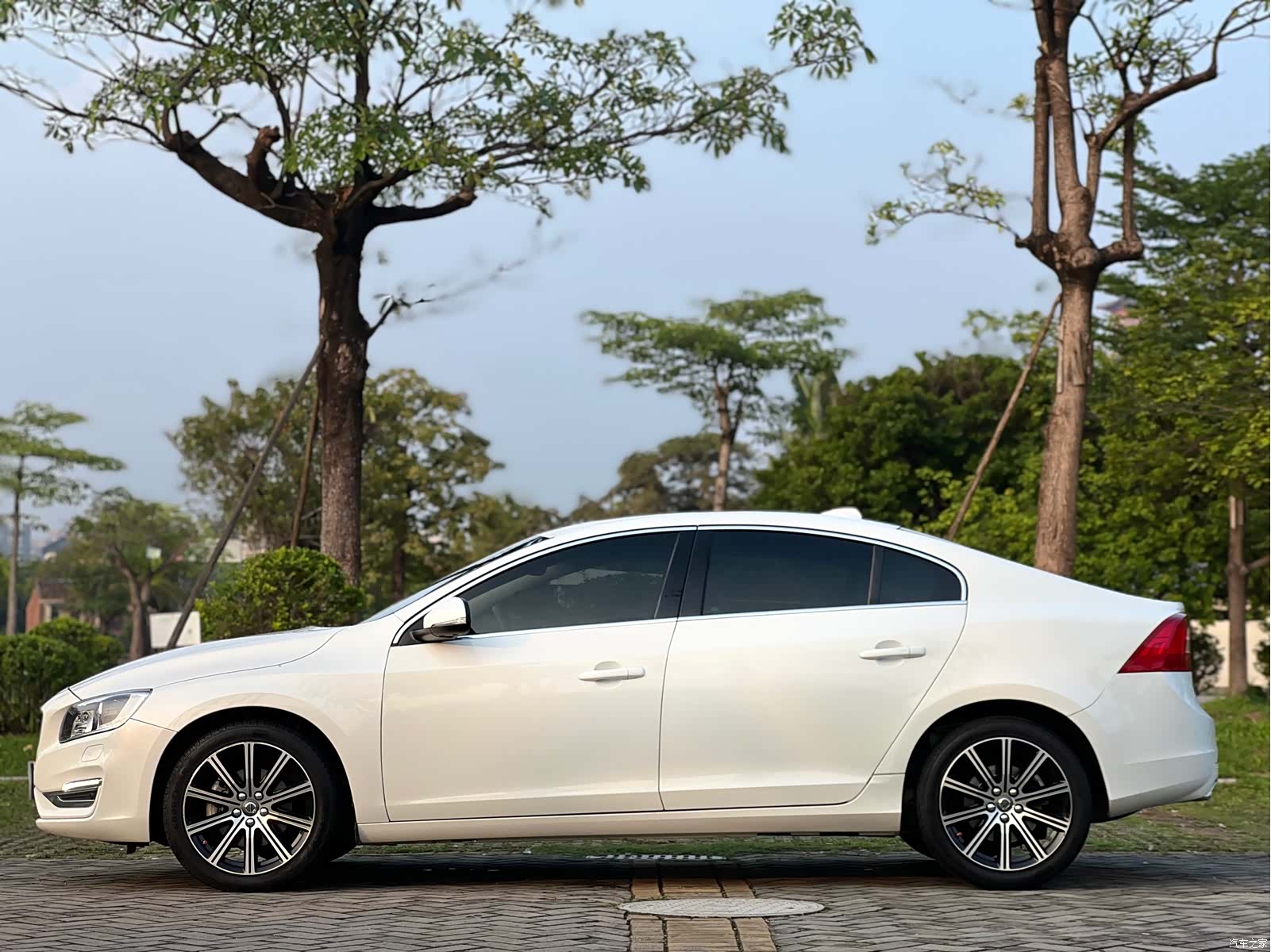 Volvo S60, 2020 4