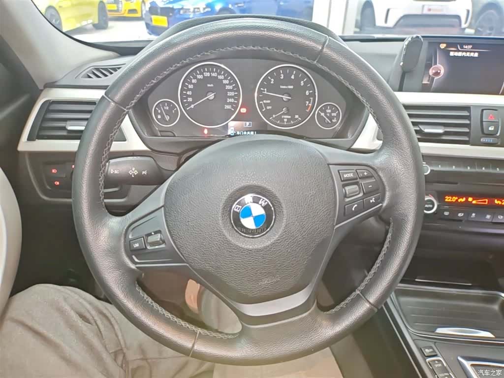 BMW 3 Series, 2015 11