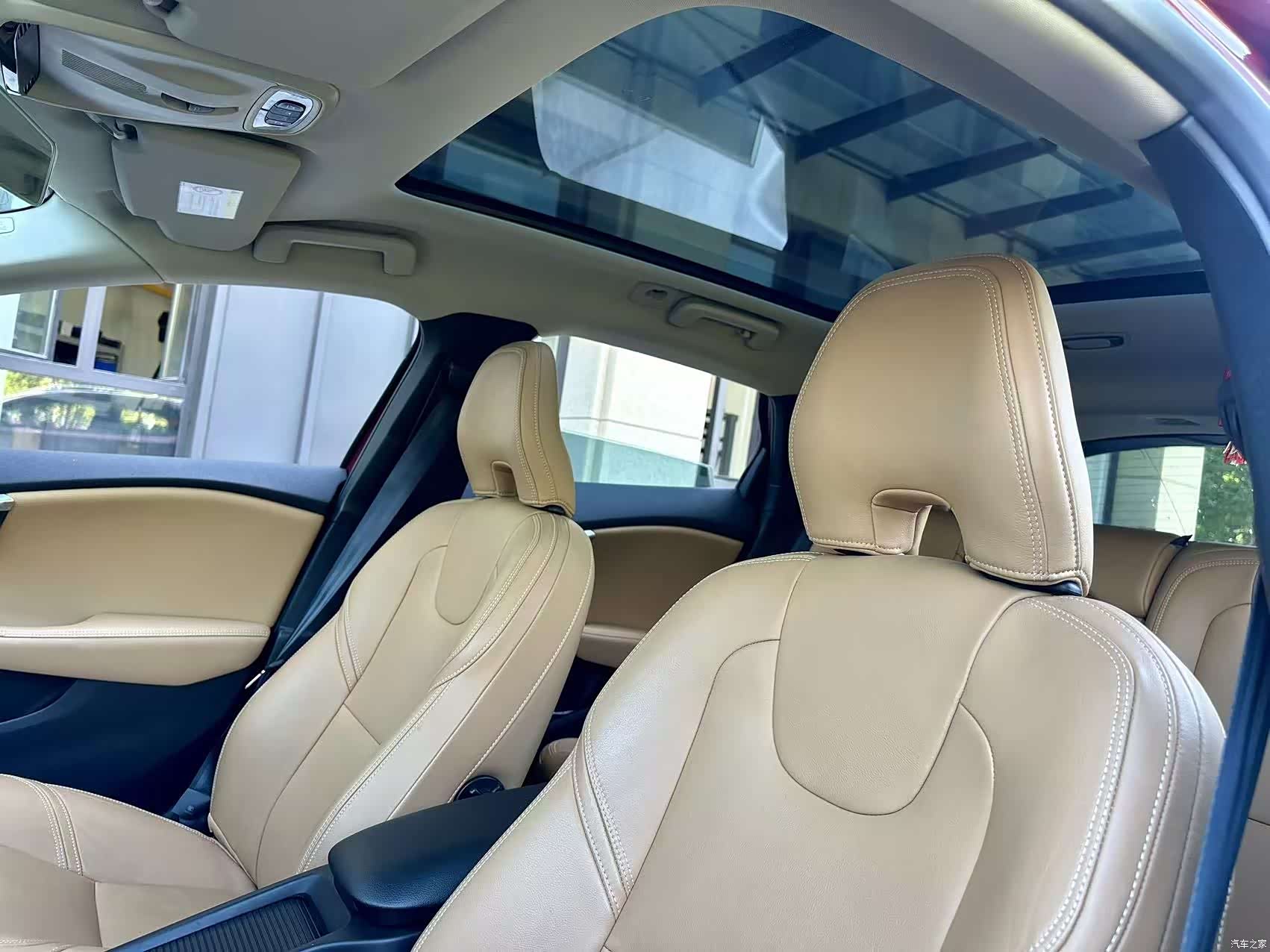 Volvo V40, 2018 9