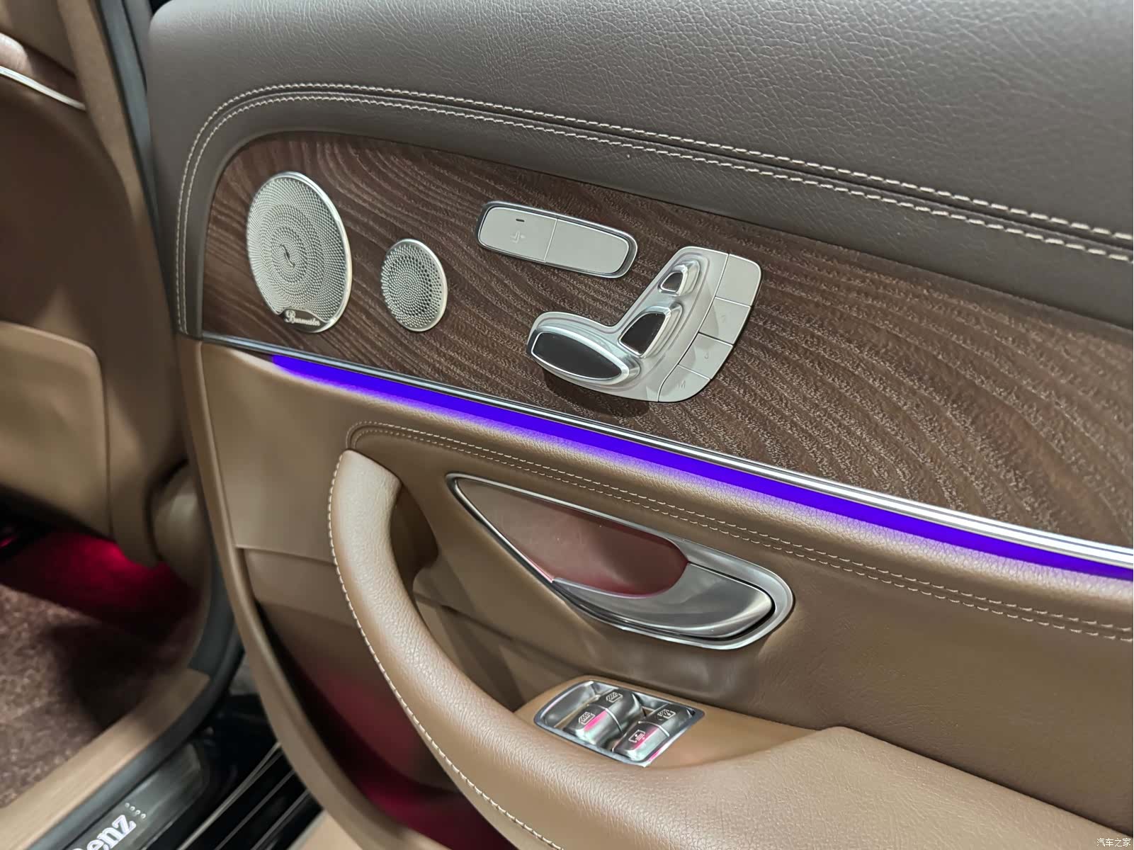 Mercedes-Benz E-Class, 2022 12