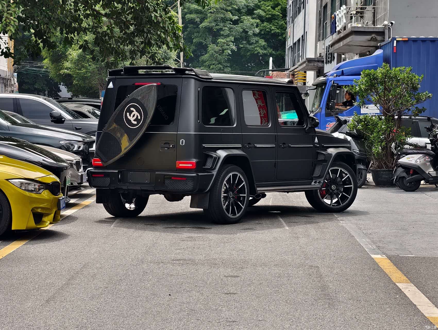 Mercedes-Benz G-Class, 2019 7