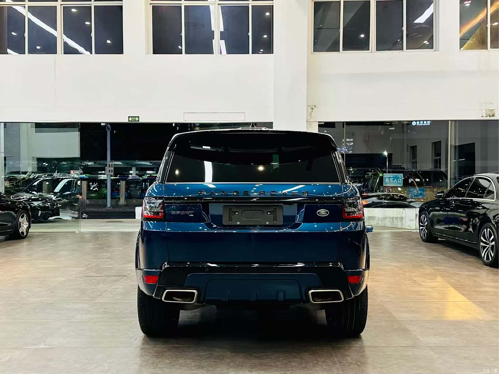 Land Rover Range Rover, 2023 все фото