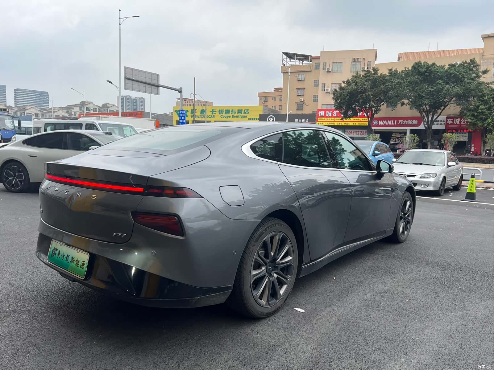 Xpeng P7, 2021 18