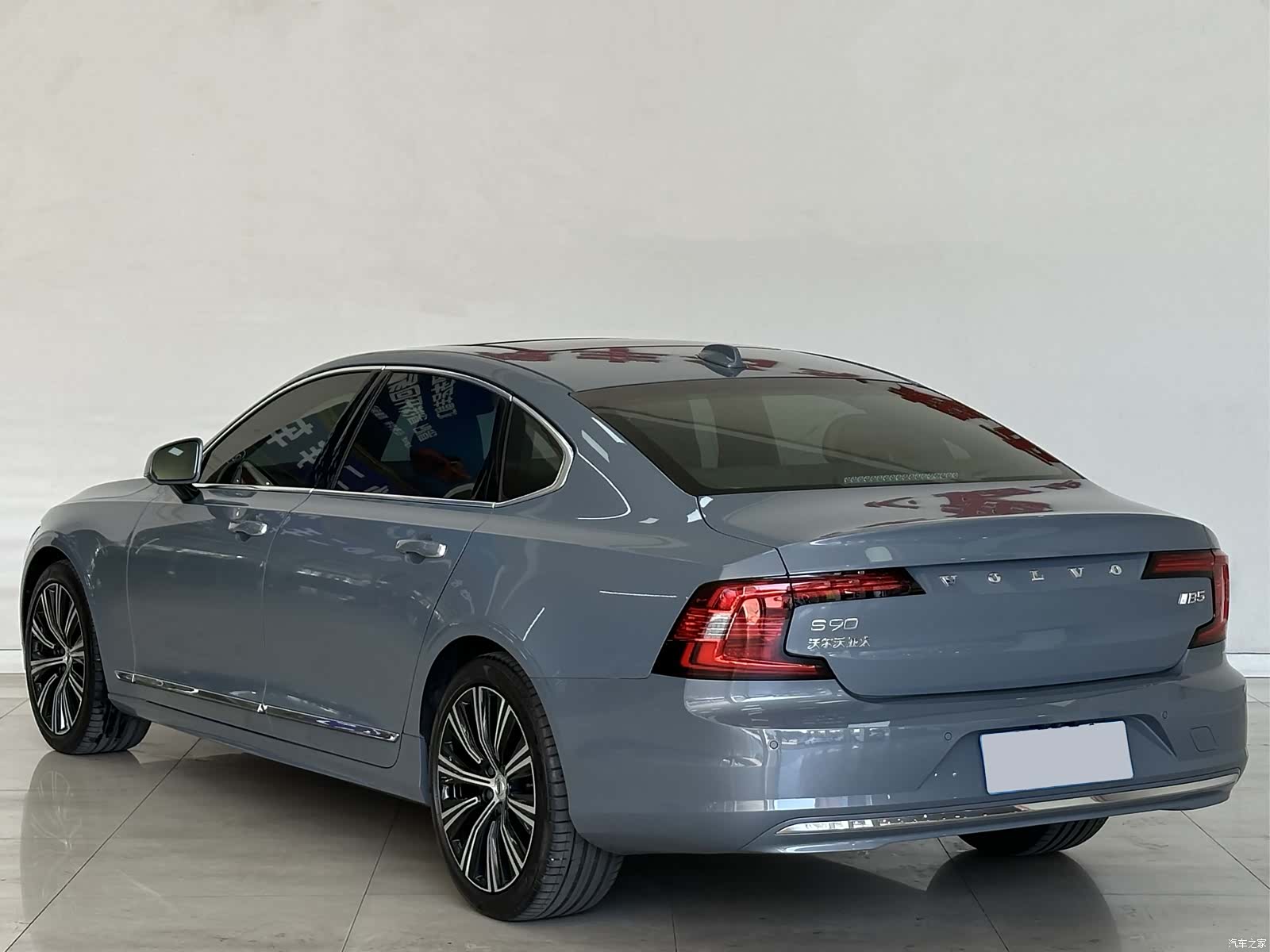 Volvo S90, 2022 4