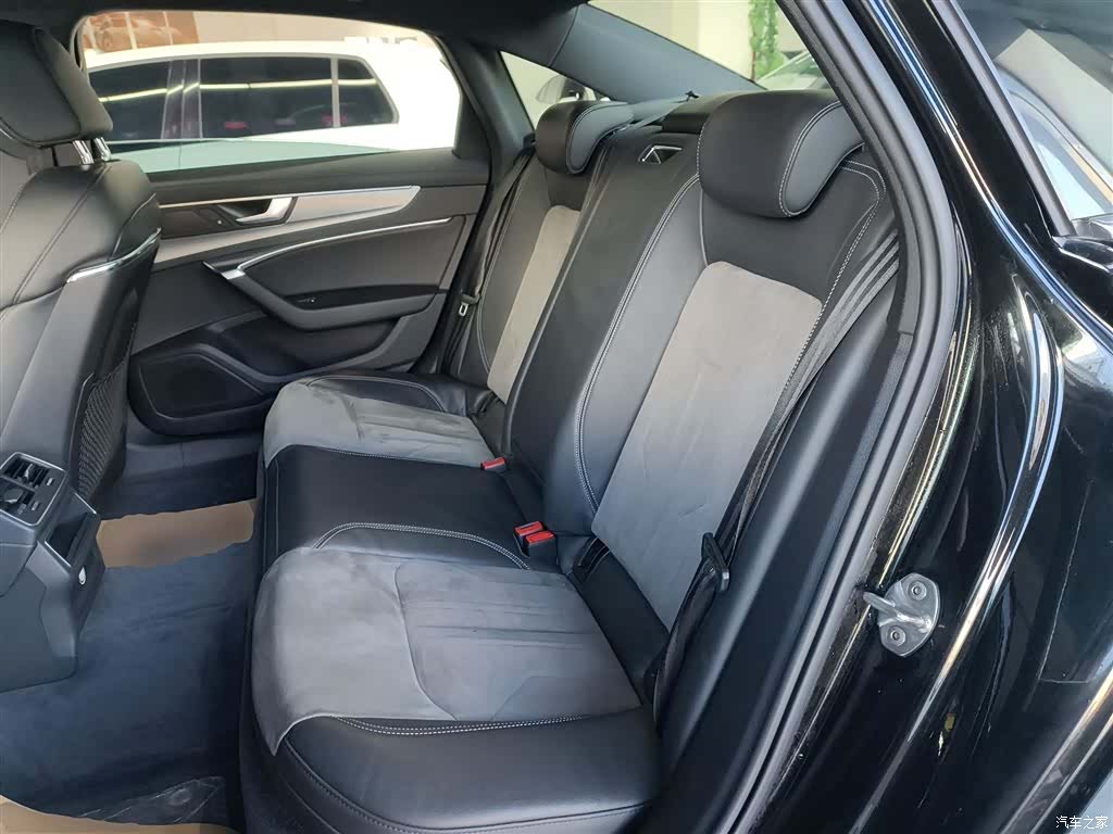 Audi A6L, 2022 17
