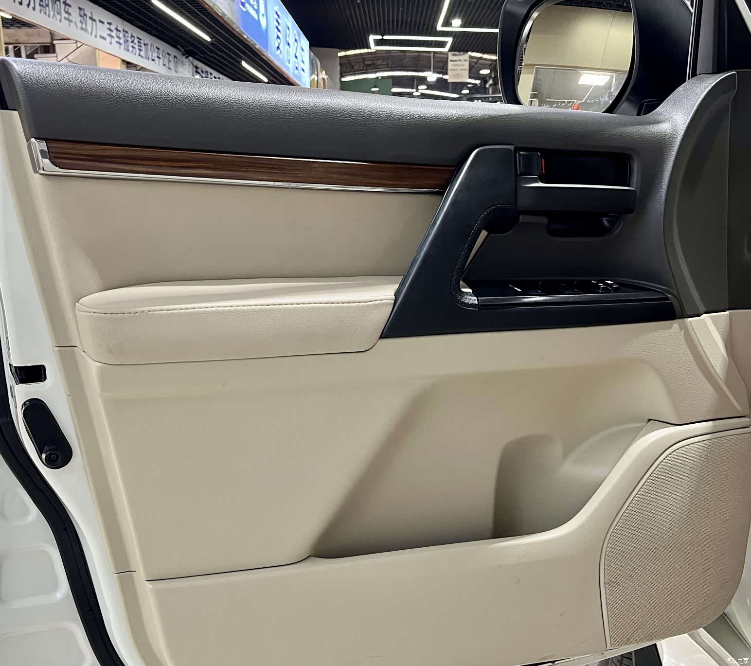 Toyota Land Cruiser, 2018 10