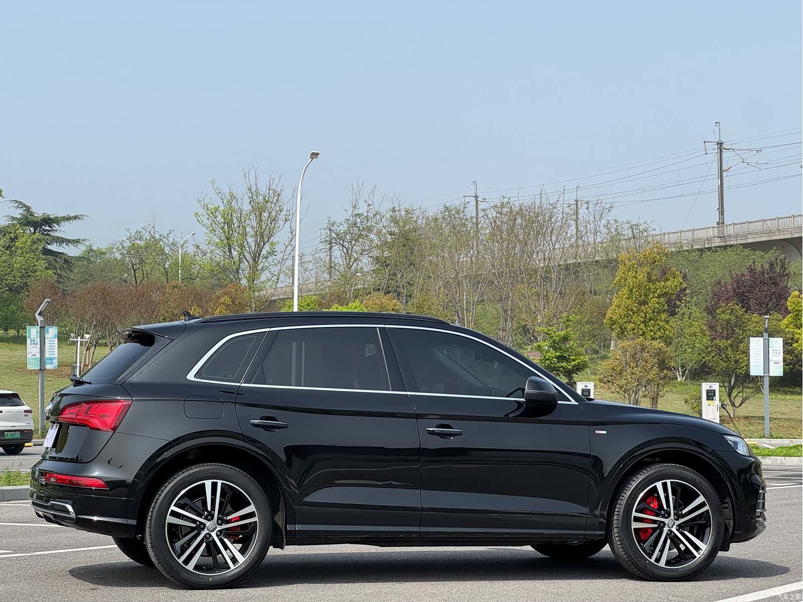Audi Q5L, 2020 16