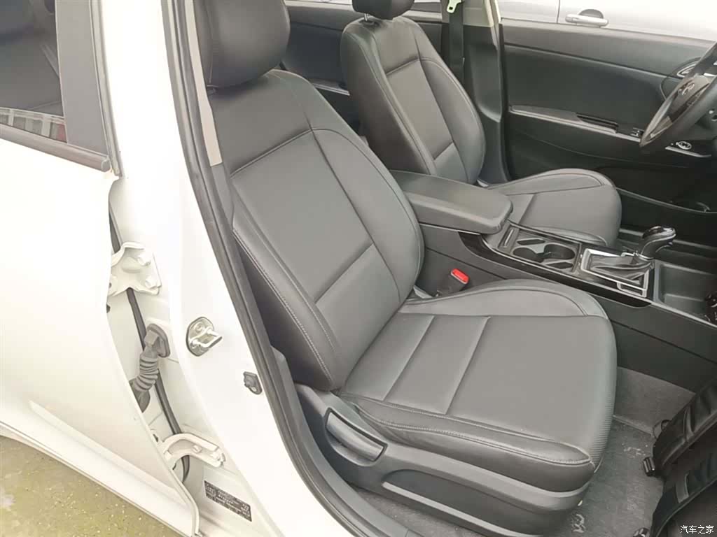 Hyundai GLS, 2016 25