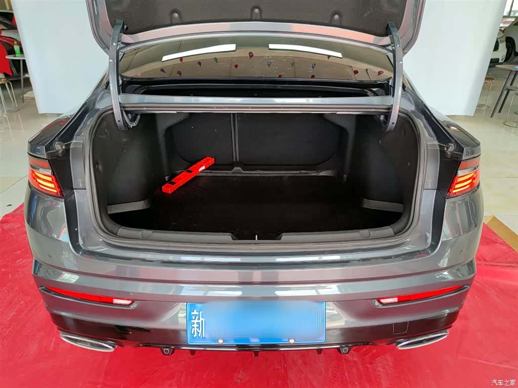Geely Preface, 2022 17