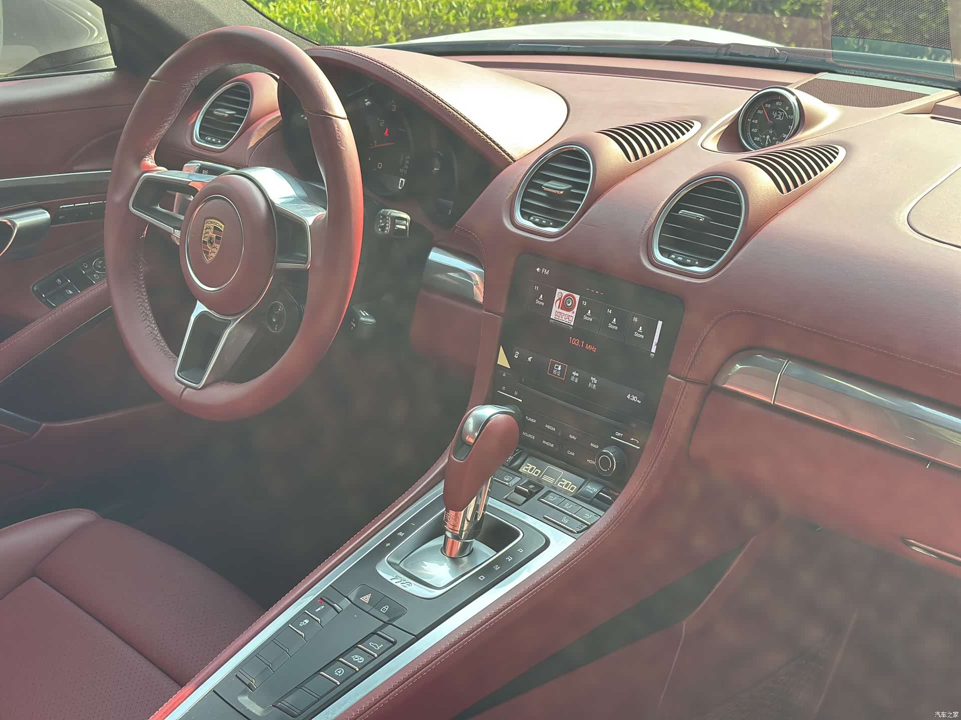 Porsche Cayman, 2019 8