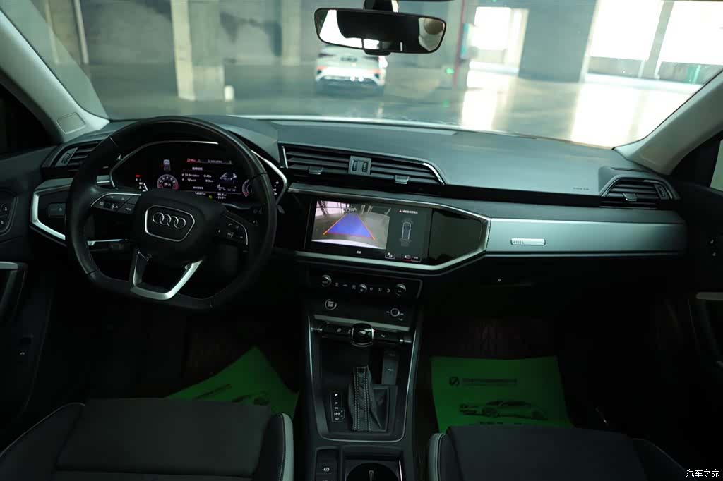 Audi Q3, 2023 12