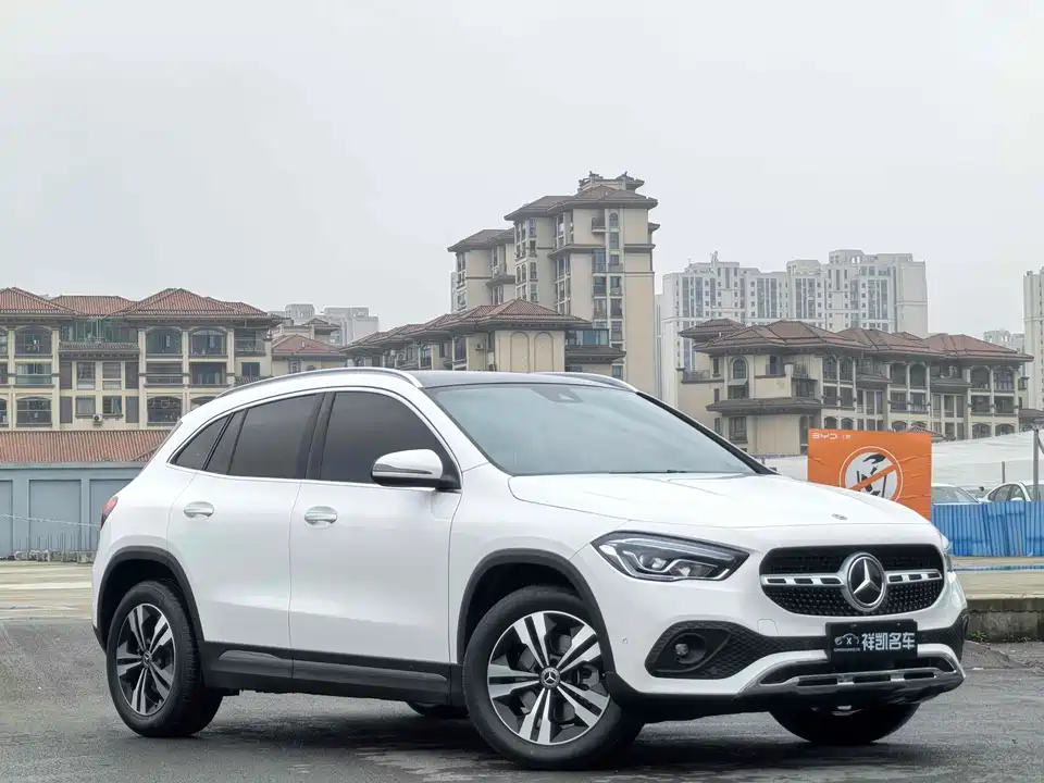 Mercedes-Benz GLA