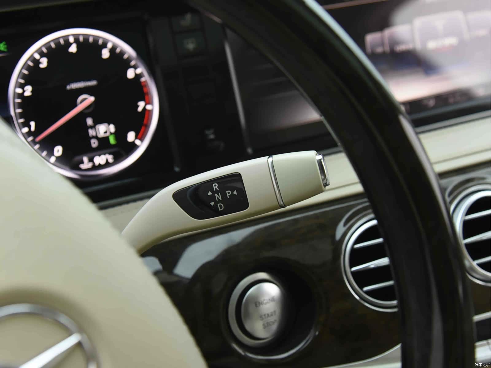 Mercedes-Benz S-Class, 2014 10