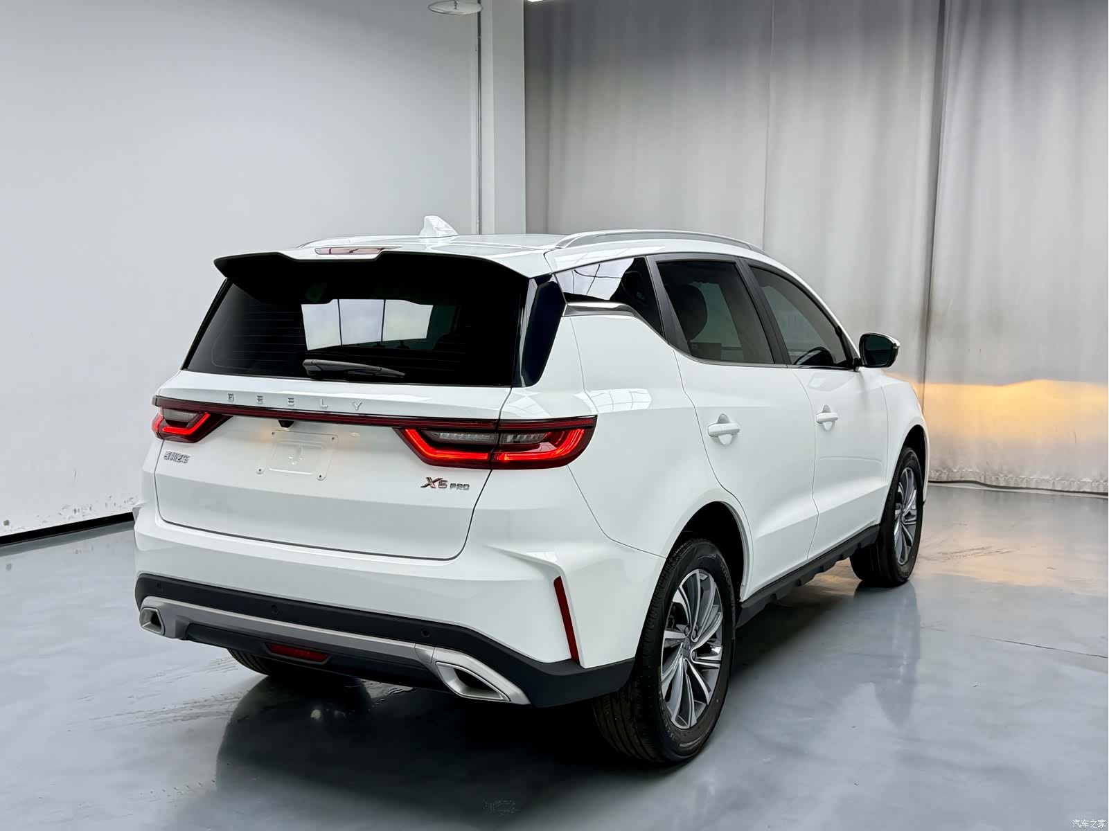Geely X6, 2022 20