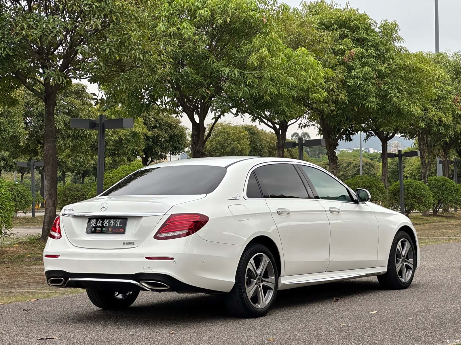 Mercedes-Benz E-Class, 2019 9