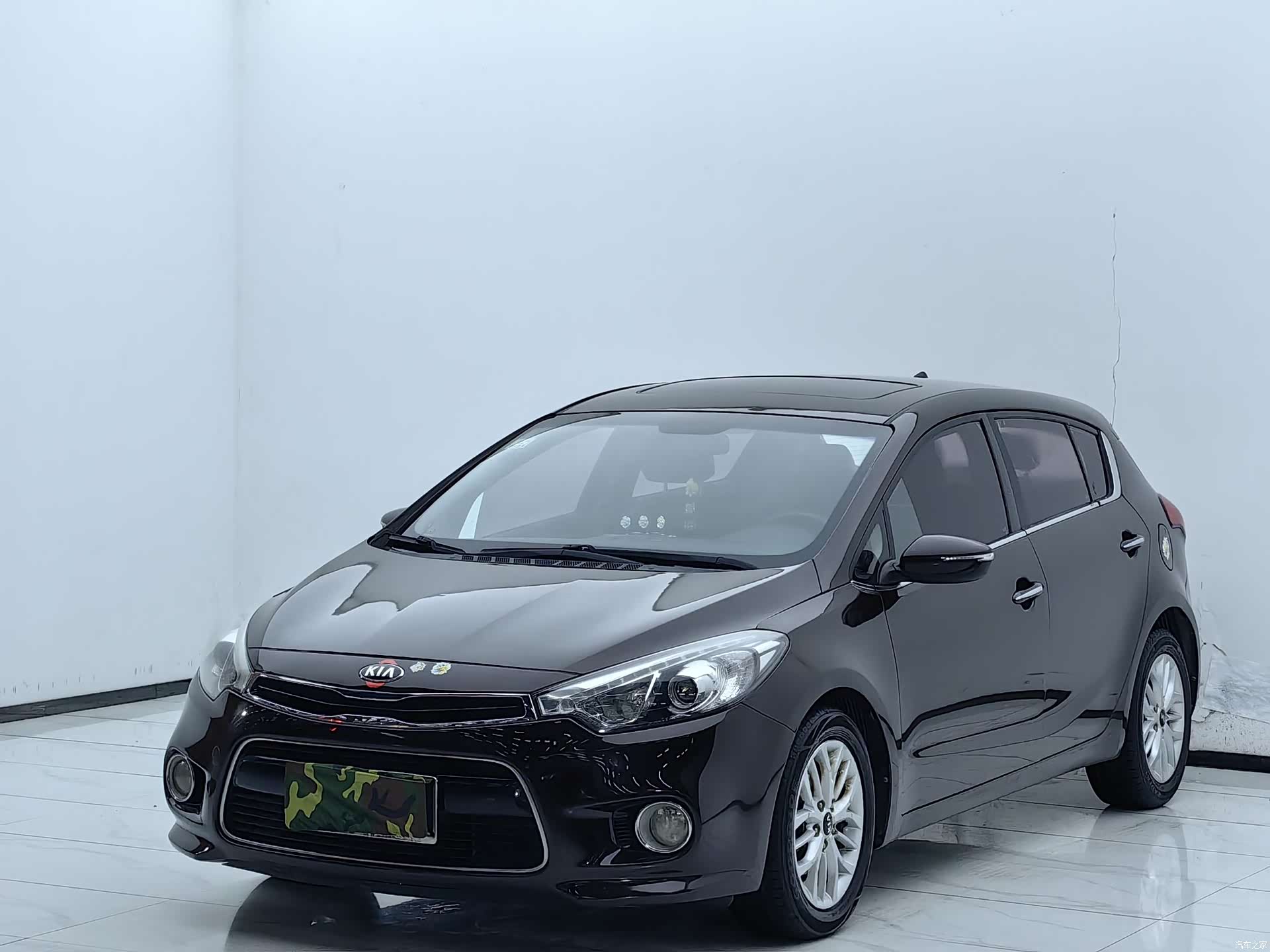 Kia K3, 2015 1