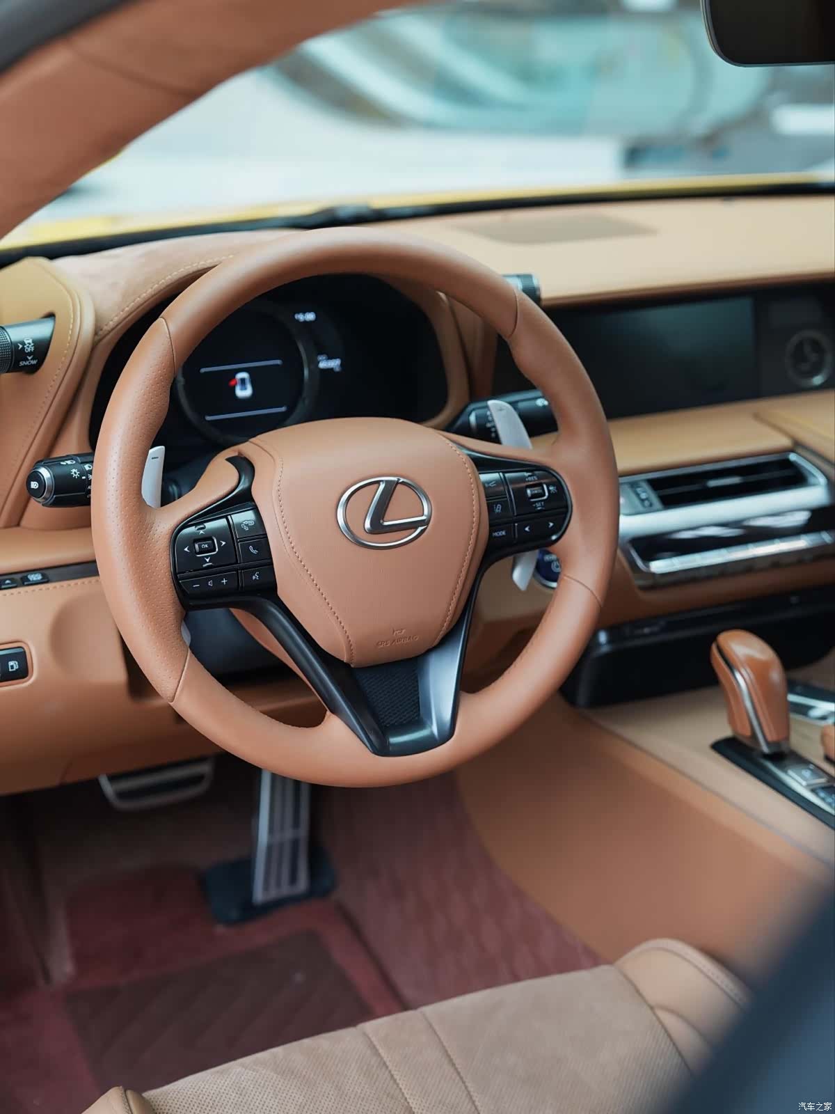 Lexus LC, 2018 20