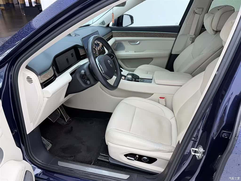 AITO M5, 2022 все фото