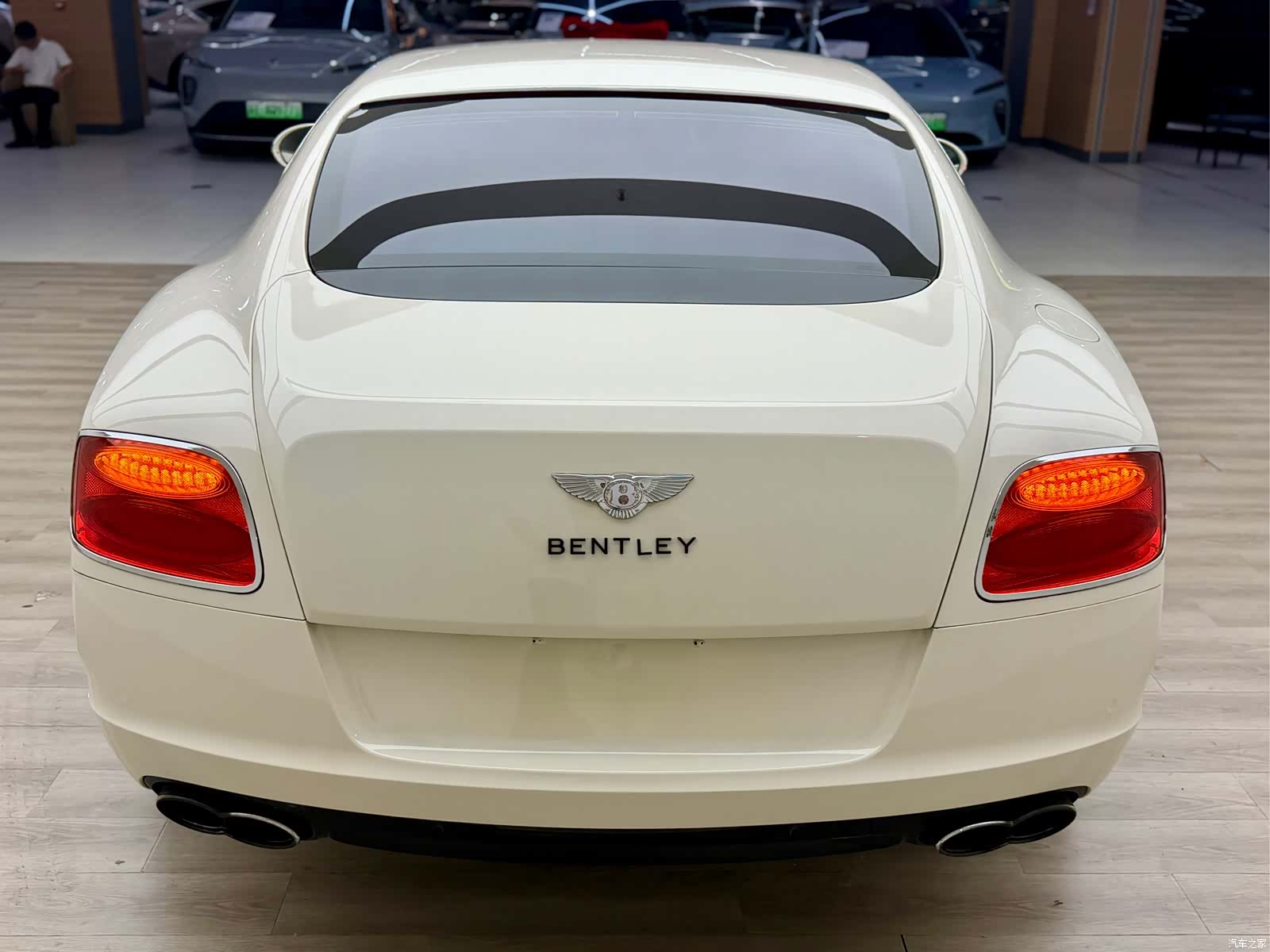 Bentley Continental GT, 2014 11