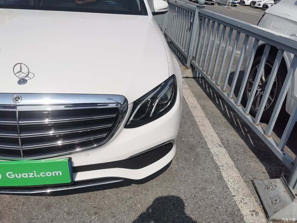 Mercedes-Benz E-Class, 2019 24