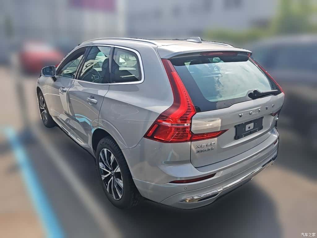 Volvo XC60, 2025 9