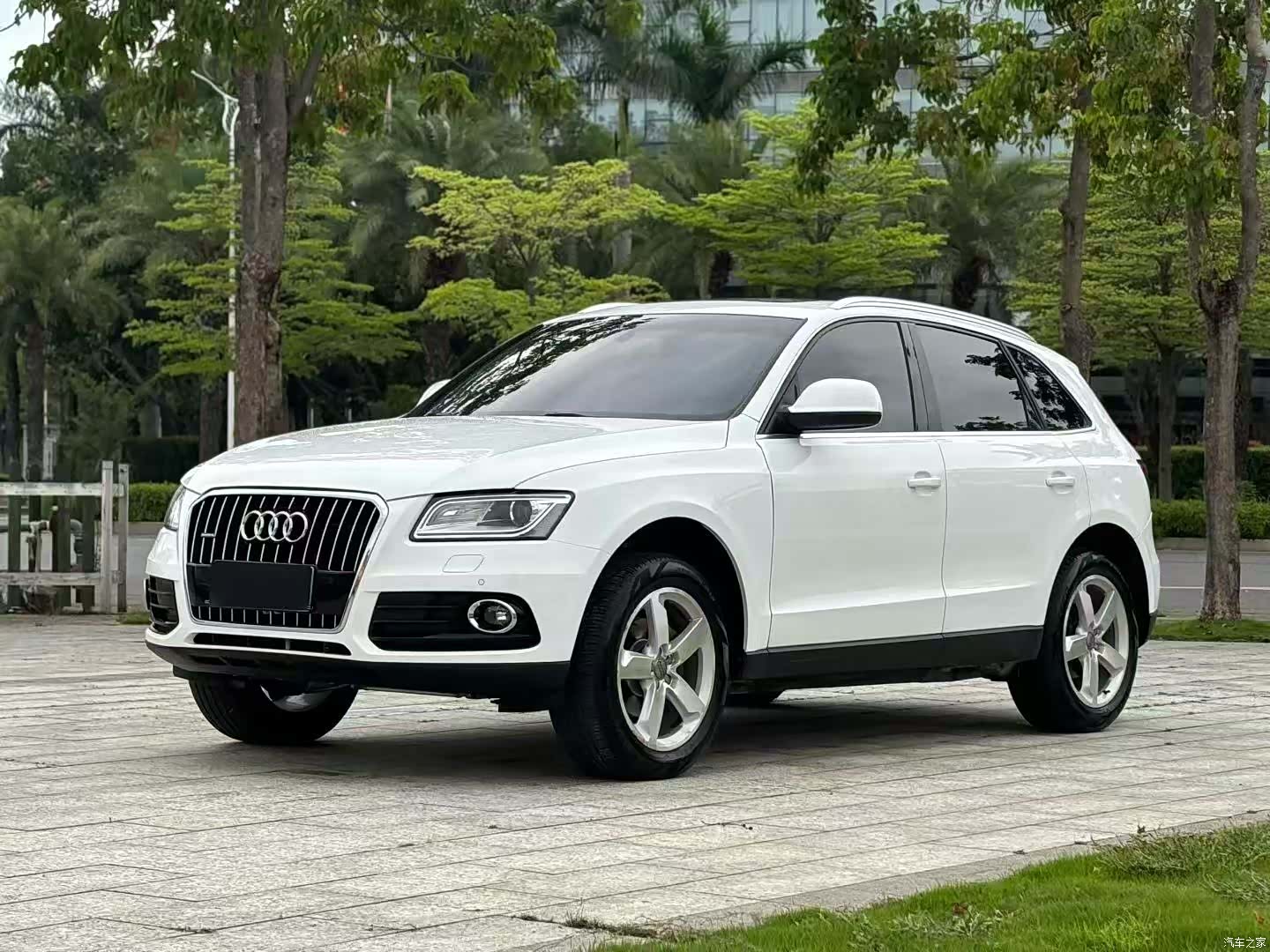 Audi Q5, 2015 1