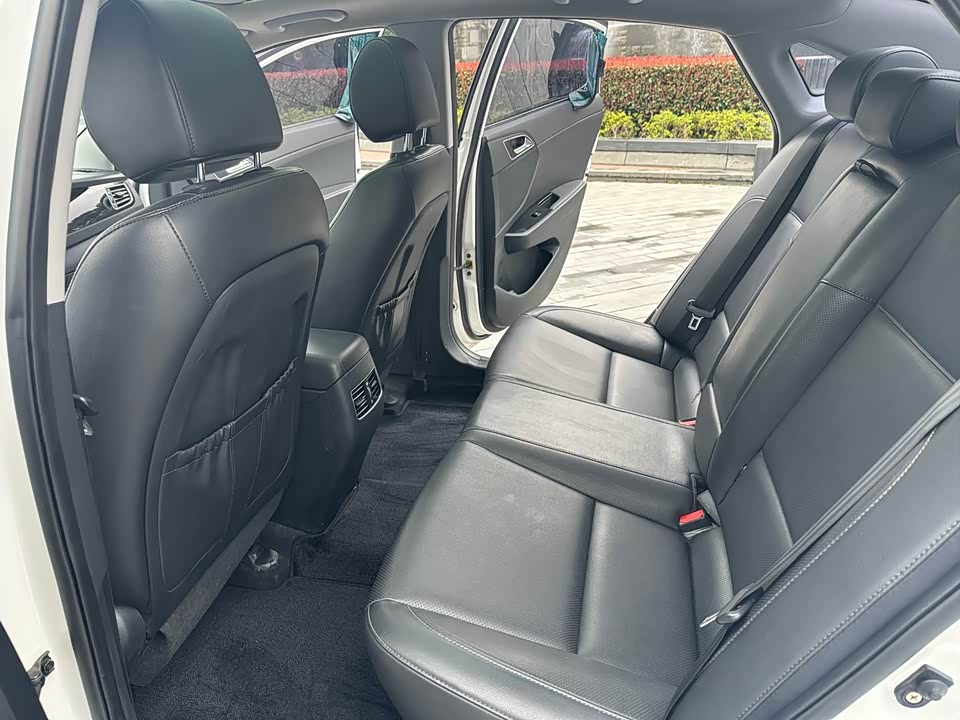 Hyundai Name picture