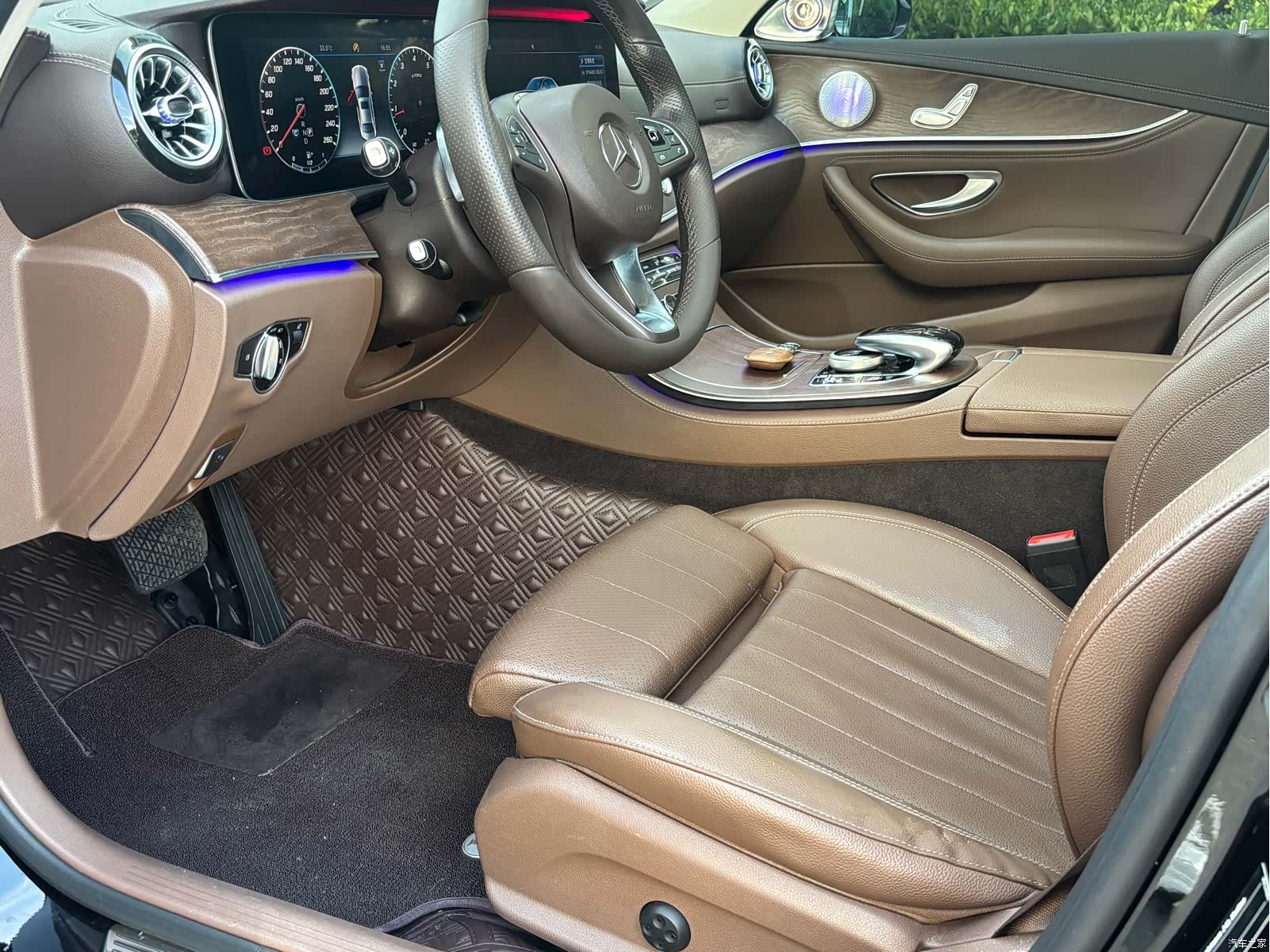 Mercedes-Benz E-Class, 2018 3