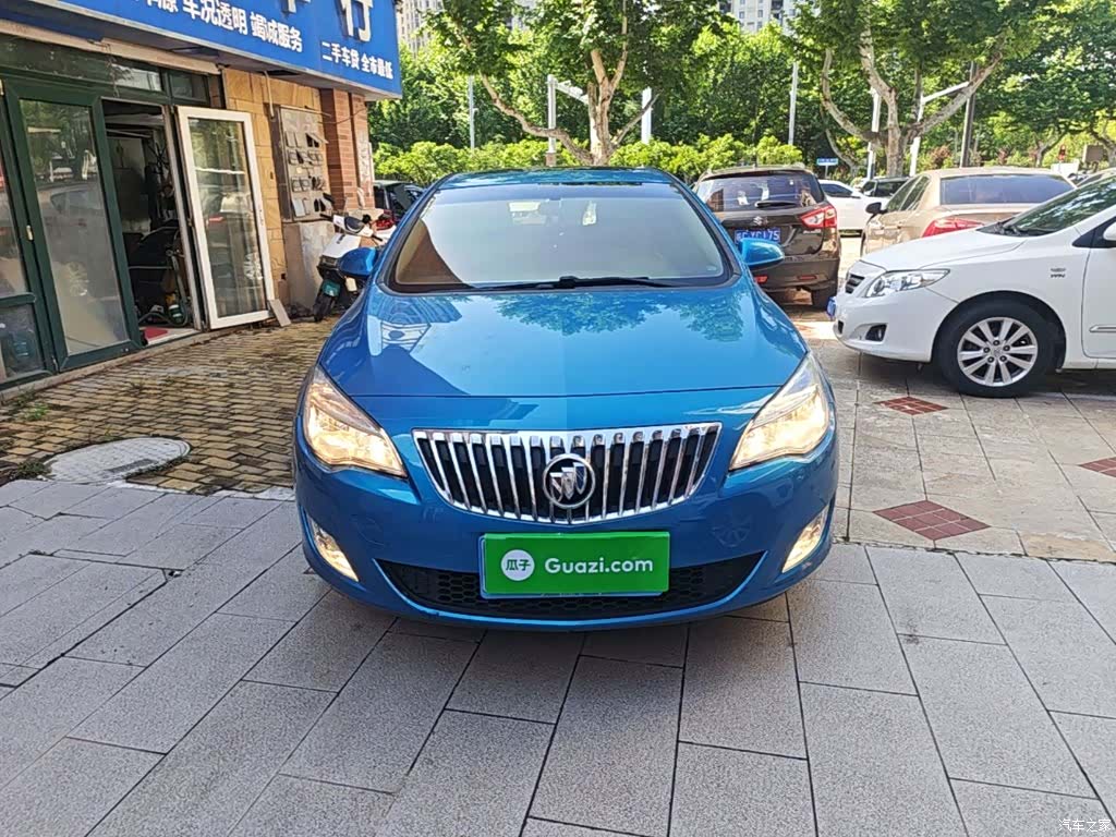 Buick XT, 2014 3