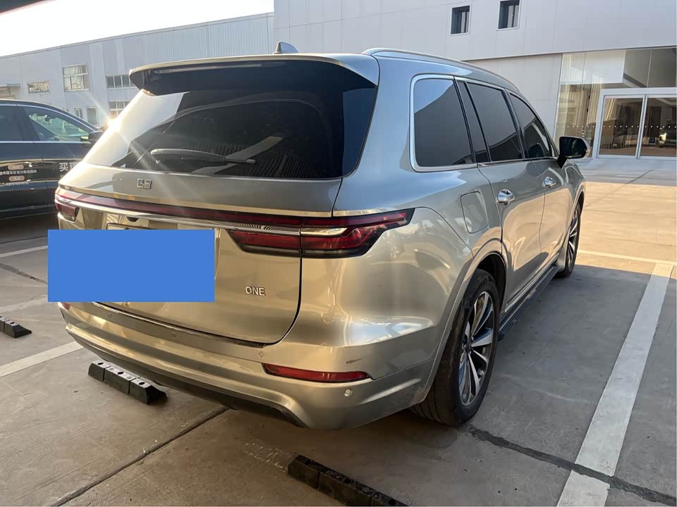 Li Auto Ideal ONE