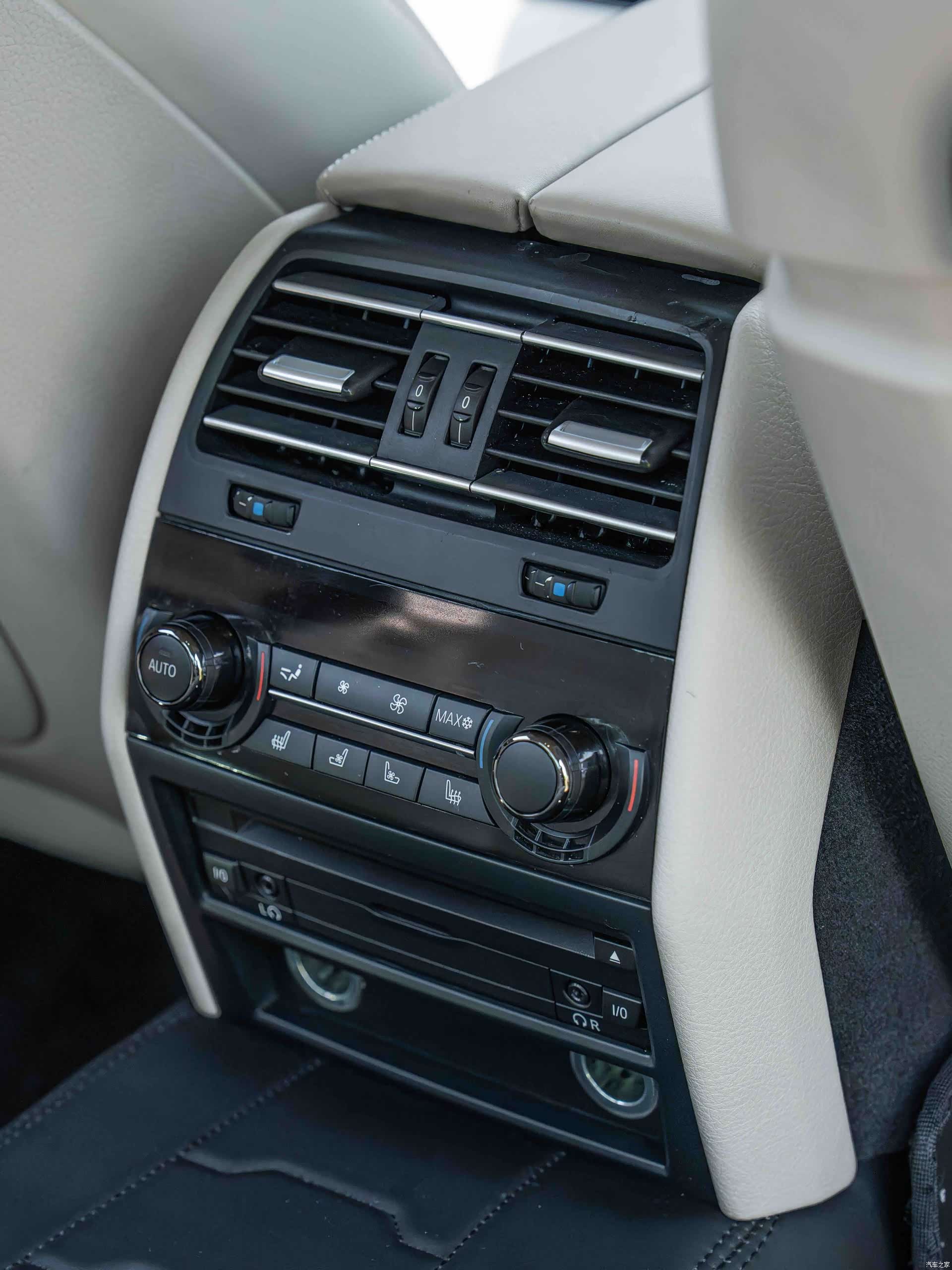 BMW 7 Series, 2012 21