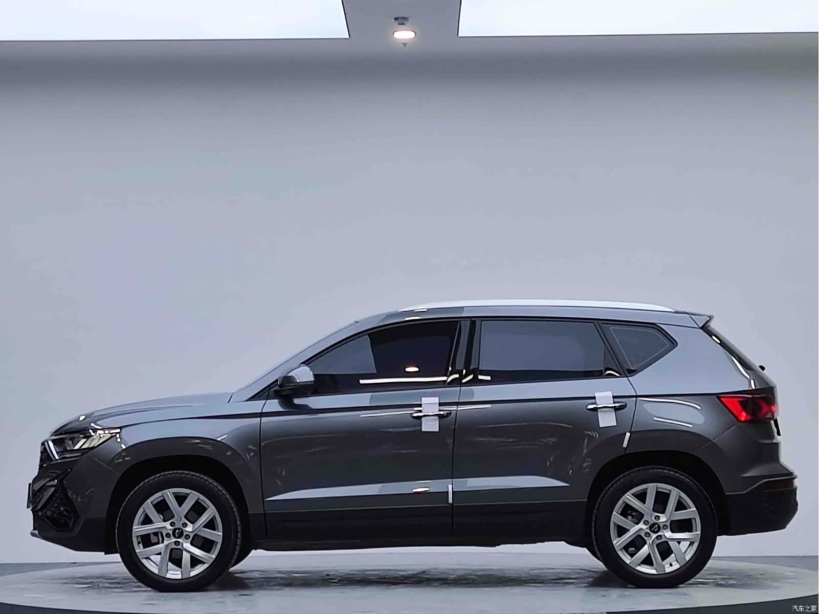 Volkswagen VS5, 2022 4