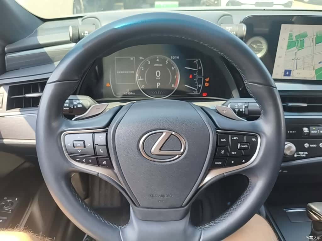 Lexus ES, 2022 11