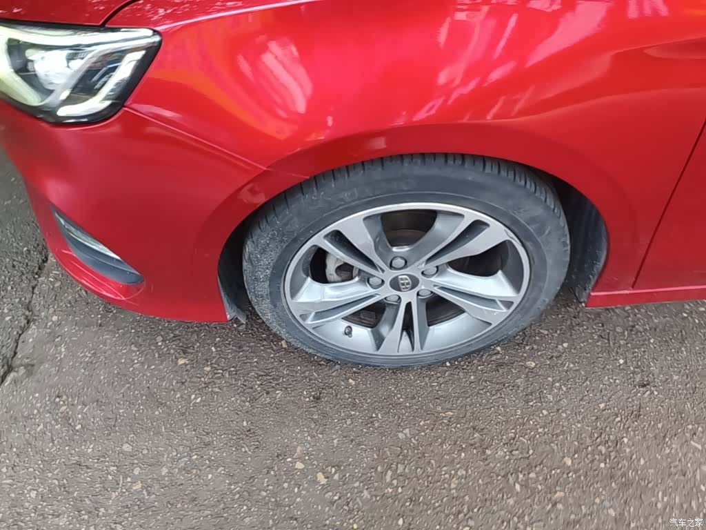 Geely Binray, 2018 25