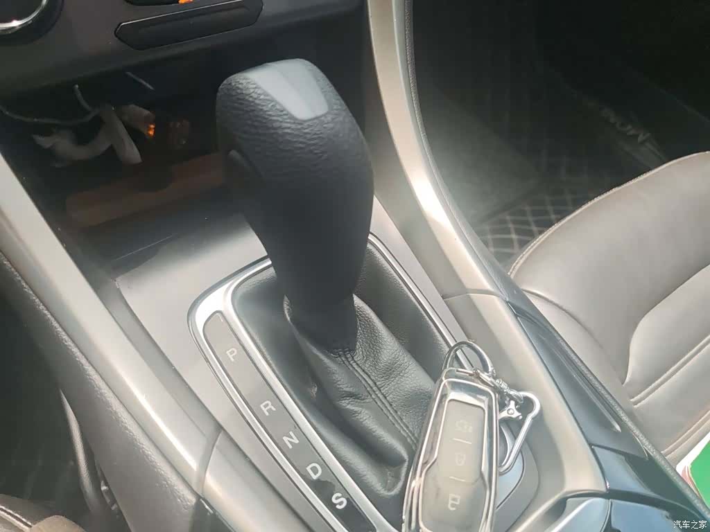 Ford Mondeo, 2015 15