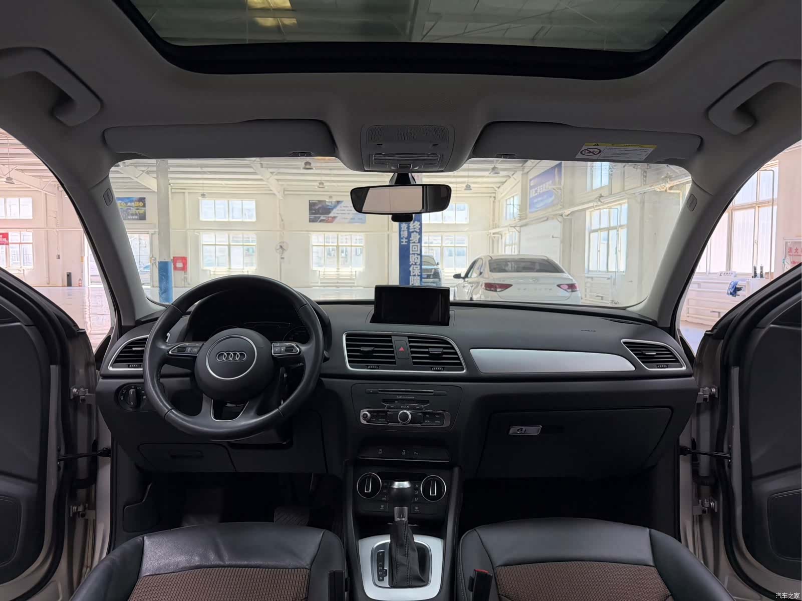 Audi Q3, 2018 9