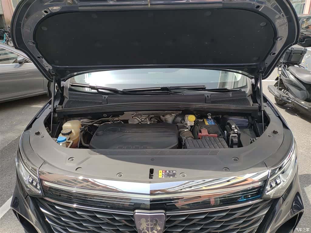 Roewe iMAX8, 2022 16